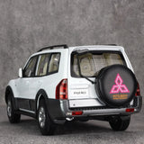 [YC] 1:18 Mitsubishi 1999 Pajero V73 White Model Car Die-Cast