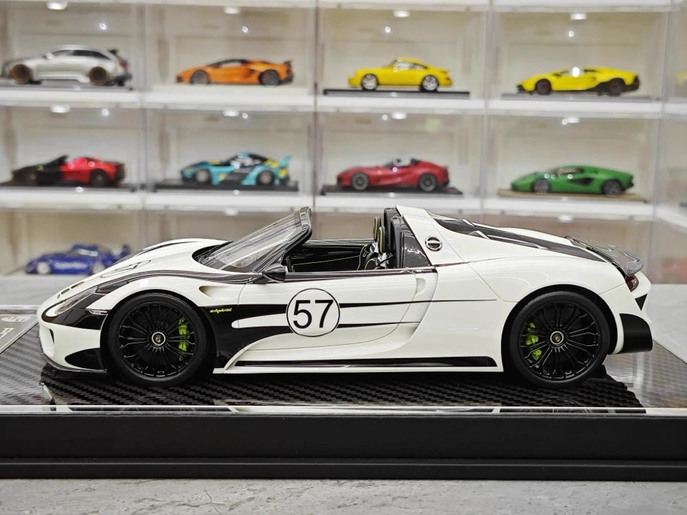 [YY] 1:18 Porsche 2013 918 Spyder Convertible #57 Model Car Resin / Closed Body