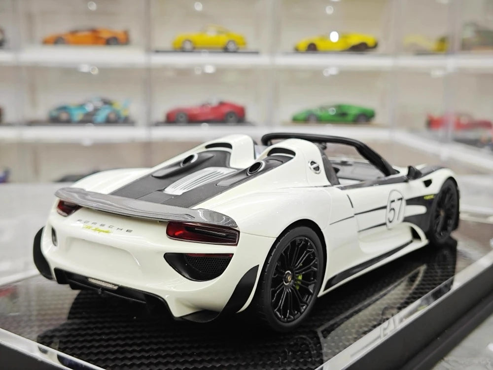 [YY] 1:18 Porsche 2013 918 Spyder Convertible #57 Model Car Resin / Closed Body