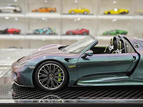 [YY] 1:18 Porsche 2013 918 Spyder Convertible Gradient Model Car Resin
