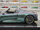 [YY] 1:18 Porsche 2013 918 Spyder Convertible Gradient Model Car Resin