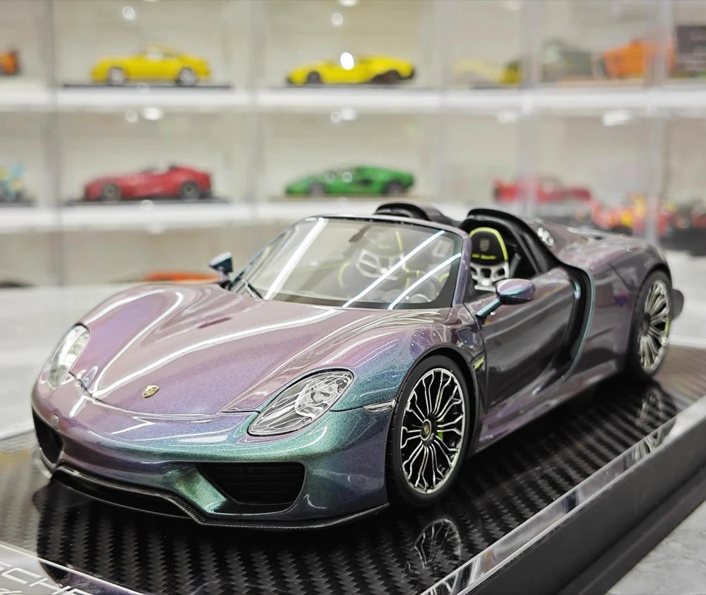 [YY] 1:18 Porsche 2013 918 Spyder Convertible Gradient Model Car Resin