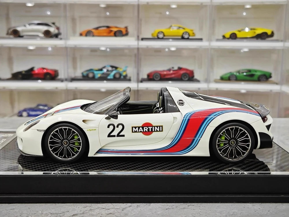 [YY] 1:18 Porsche 2013 918 Spyder Convertible Martini modelauto Hars
