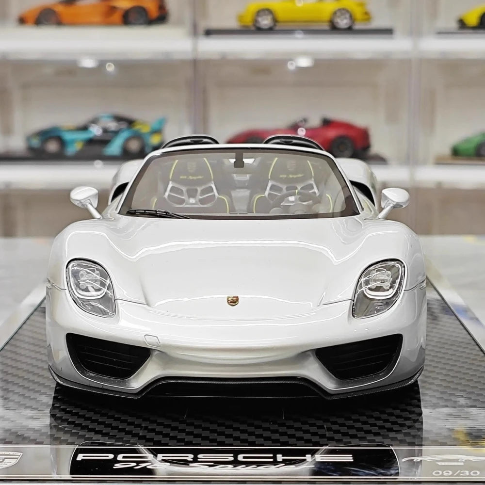 [YY] 1:18 Porsche 2013 918 Spyder Convertible Silver Model Car Resin