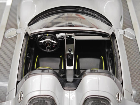 [YY] 1:18 Porsche 2013 918 Spyder Convertible Silver Model Car Resin