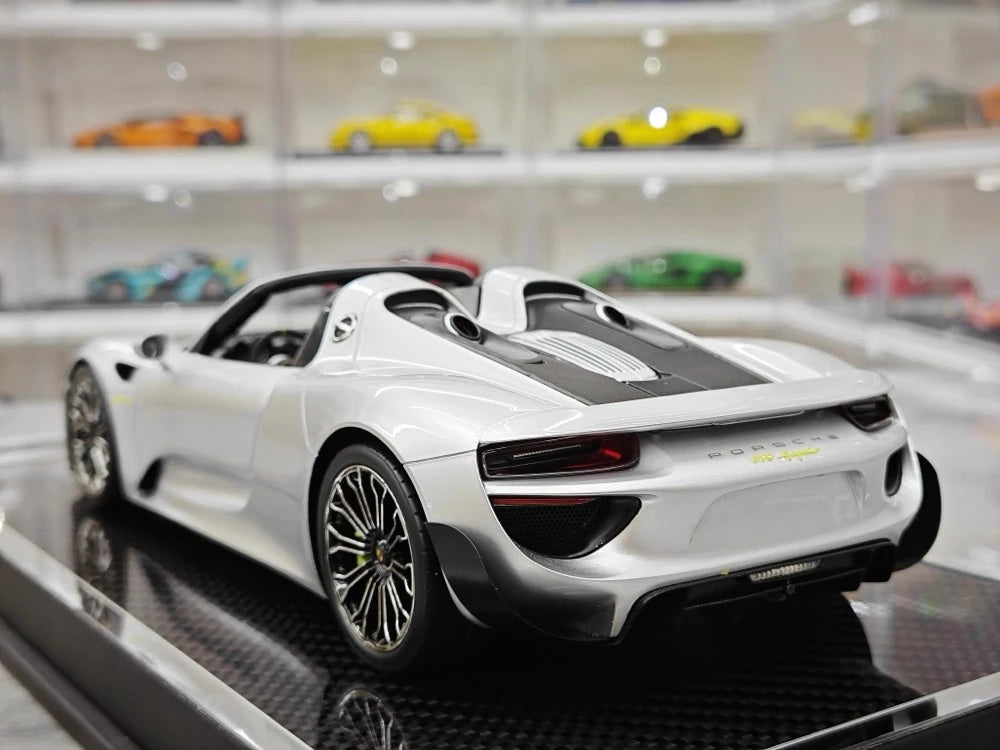 [YY] 1:18 Porsche 2013 918 Spyder Convertible Silver Model Car Resin