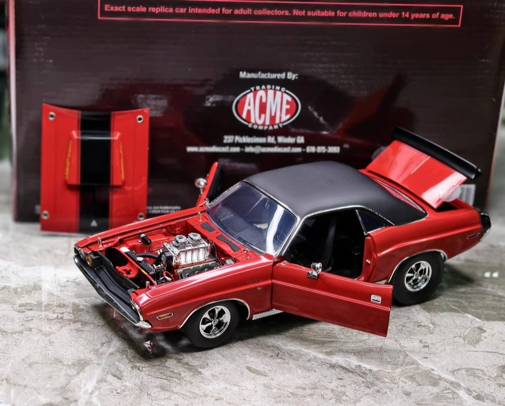 [ACME] 1:18 Dodge 1970 Challenger R/T Red Model Car Die-Cast
