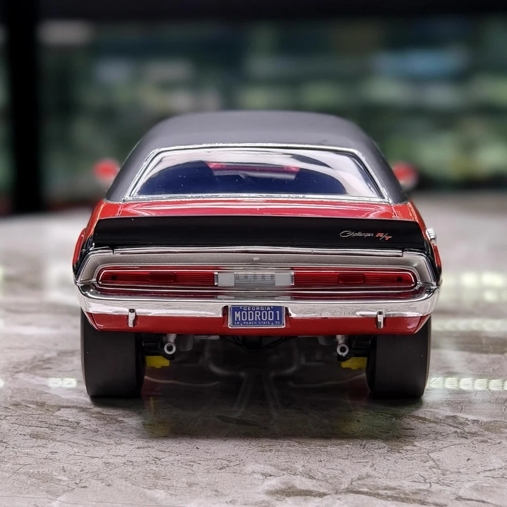 [ACME] 1:18 Dodge 1970 Challenger R/T Red Model Car Die-Cast