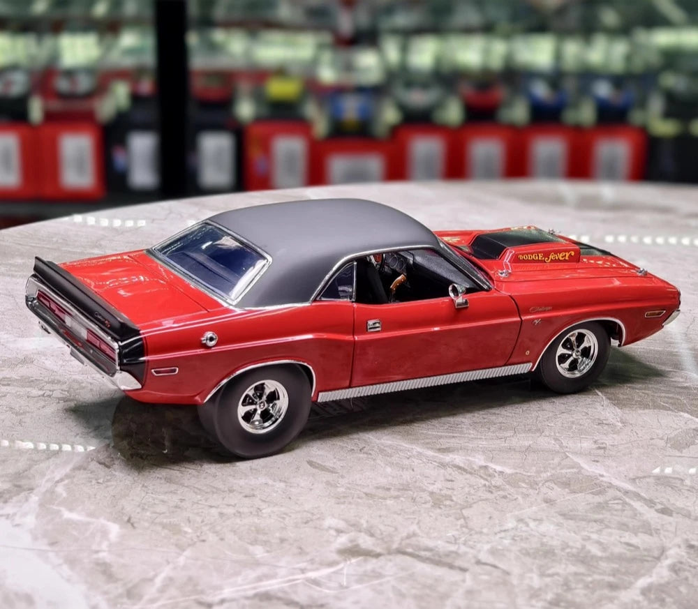 [ACME] 1:18 Dodge 1970 Challenger R/T Red Model Car Die-Cast