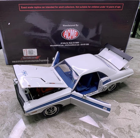 [ACME] 1:18 Dodge 1971 Challenger R/T White Model Car Die-Cast