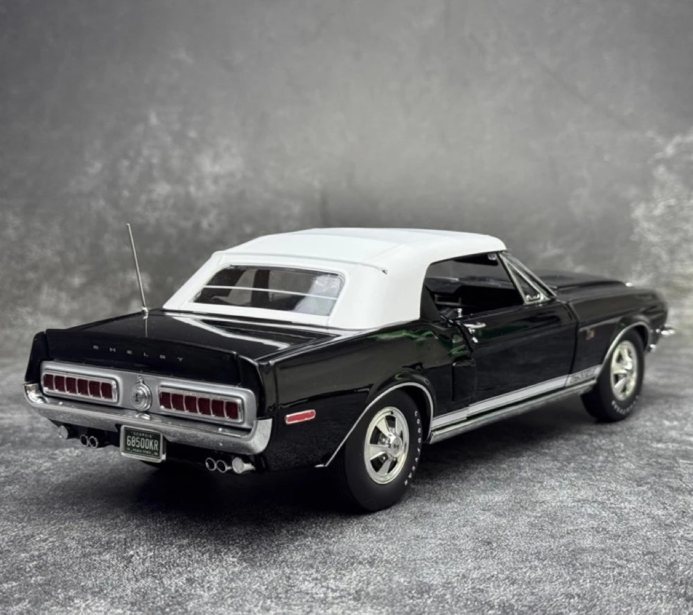 [ACME] 1:18 Ford 1968 Shelby GT500 KR Convertible svart modellbil Die-Cast