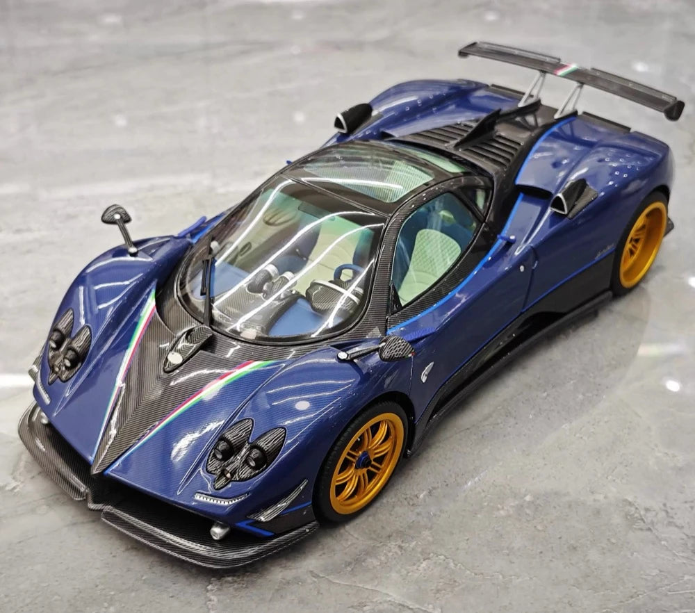 [Almost Real] 1:18 Pagani 2010 Zonda Tri-Colore Model Car Die-Cast