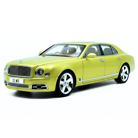 [Almost Real] 1:18 Bentley 2015 Mulsanne Speed Gold Model Car Die-Cast
