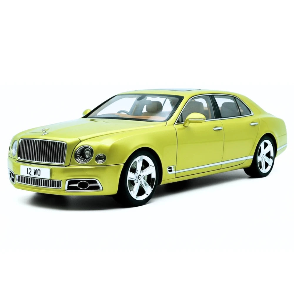 [Almost Real] 1:18 Bentley 2015 Mulsanne Speed Gold Model Car Die-Cast