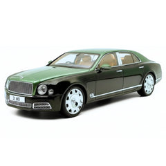[Almost Real] 1:18 Bentley 2015 Mulsanne Speed Green Model Car Die-Cast