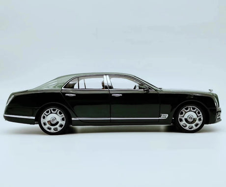[Almost Real] 1:18 Bentley 2015 Mulsanne Speed Green Model Car Die-Cast