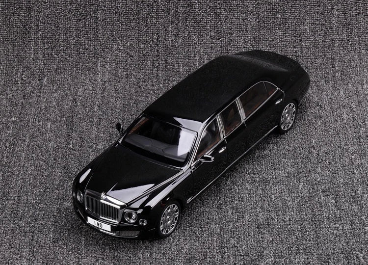 [Almost Real] 1:18 Bentley 2017 Mulsanne Extended Wheelbase Black Model Car Die-Cast