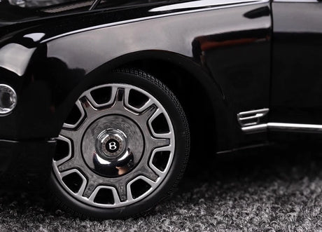 [Almost Real] 1:18 Bentley 2017 Mulsanne Extended Wheelbase Black Model Car Die-Cast