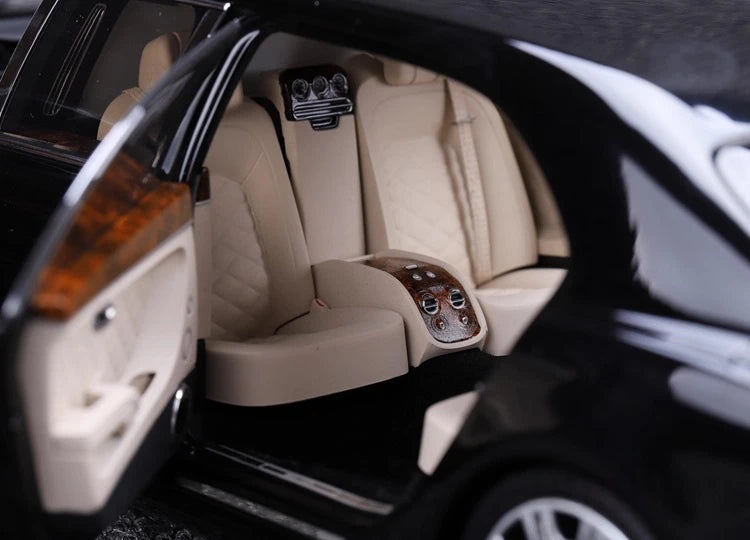 [Almost Real] 1:18 Bentley 2017 Mulsanne Extended Wheelbase Black Model Car Die-Cast