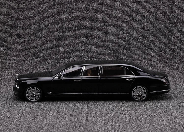 [Almost Real] 1:18 Bentley 2017 Mulsanne Extended Wheelbase Black Model Car Die-Cast