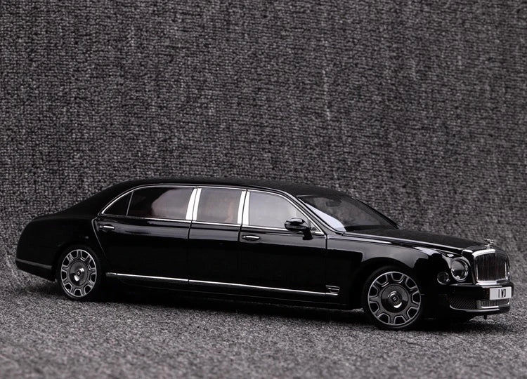 [Almost Real] 1:18 Bentley 2017 Mulsanne Extended Wheelbase Black Model Car Die-Cast