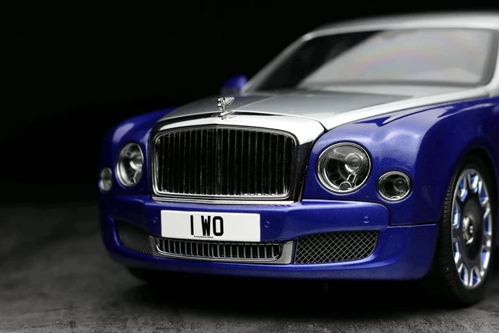 [Almost Real] 1:18 Bentley 2017 Mulsanne Extended Wheelbase Blue Model Car Die-Cast