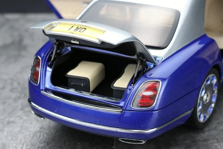 [Almost Real] 1:18 Bentley 2017 Mulsanne Extended Wheelbase Blue Model Car Die-Cast