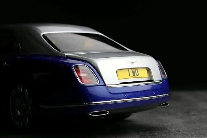 [Almost Real] 1:18 Bentley 2017 Mulsanne Extended Wheelbase Blue Model Car Die-Cast