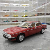 [Almost Real] 1:18 Jaguar 1986 XJ40 Red Model Car Die-Cast