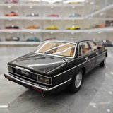[Almost Real] 1:18 Jaguar 1986 XJ40 Black Model Car Die-Cast