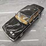 [Almost Real] 1:18 Jaguar 1986 XJ40 Black Model Car Die-Cast