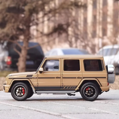 [Almost Real] 1:18 Mercedes-Benz 2017 G65 AMG W463 Yellow Model Car Die-Cast