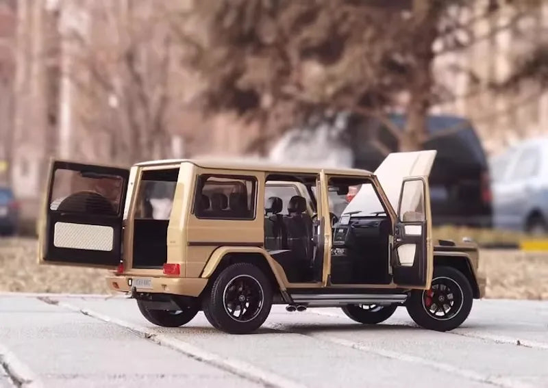 [Almost Real] 1:18 Mercedes-Benz 2017 G65 AMG W463 Yellow Model Car Die-Cast