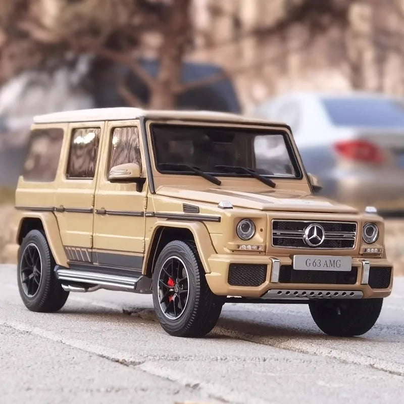 [Almost Real] 1:18 Mercedes-Benz 2017 G65 AMG W463 Yellow Model Car Die-Cast
