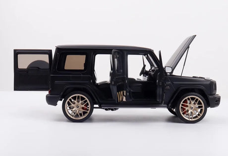 [Almost Real] 1:18 Mercedes-Benz 2019 AMG G63 Black & Gold Model Car Die-Cast