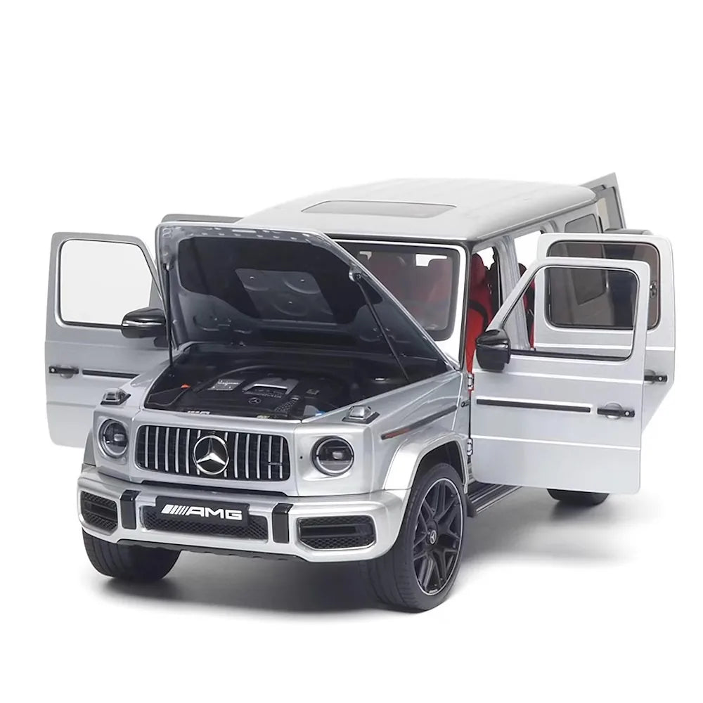 [Almost Real] 1:18 Mercedes-Benz 2019 AMG G63 Silver Model Car Die-Cast
