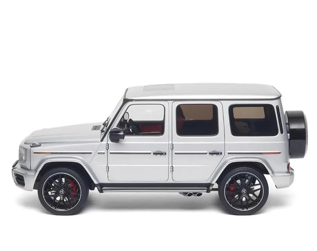 [Almost Real] 1:18 Mercedes-Benz 2019 AMG G63 Silver Model Car Die-Cast