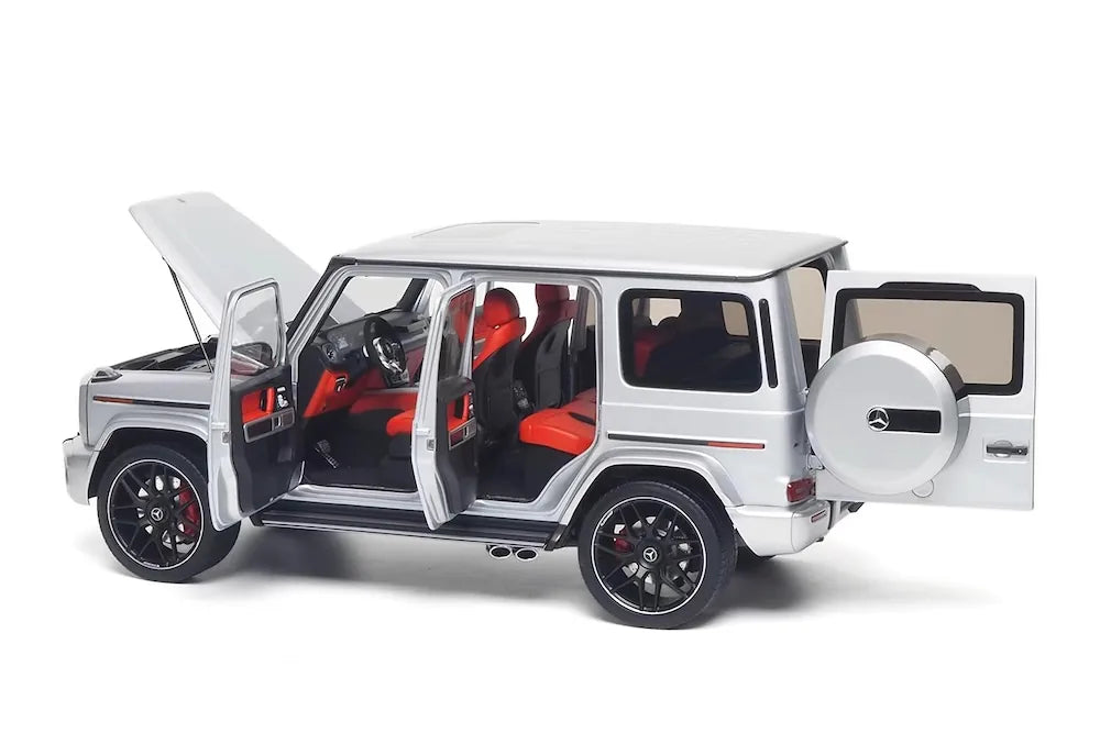 [Almost Real] 1:18 Mercedes-Benz 2019 AMG G63 Silver Model Car Die-Cast