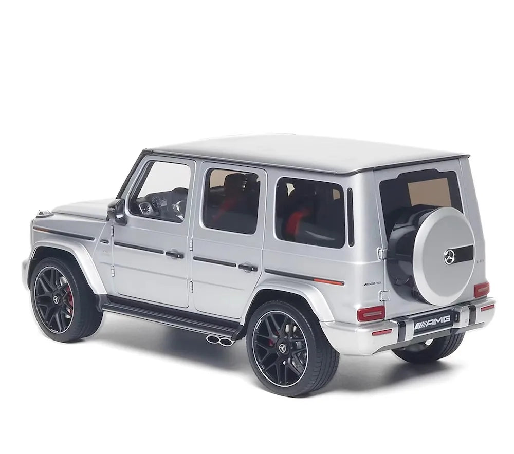 [Almost Real] 1:18 Mercedes-Benz 2019 AMG G63 Silver Model Car Die-Cast