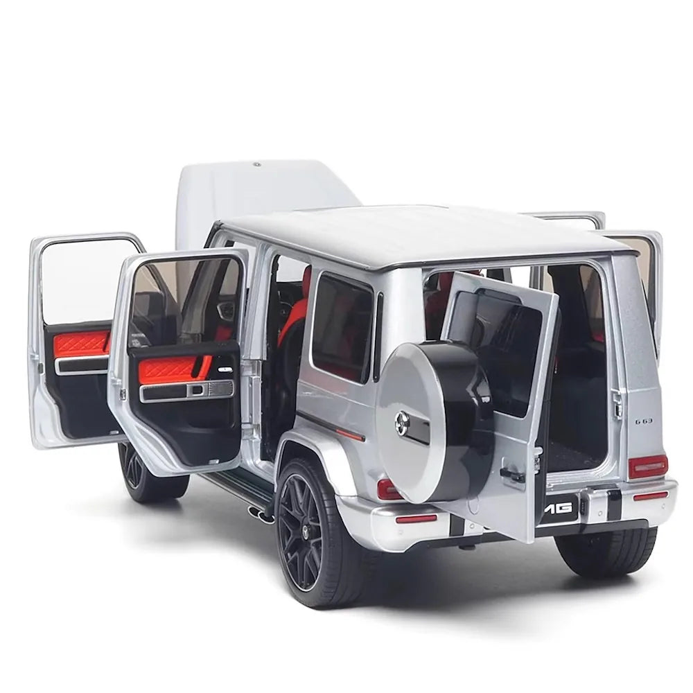 [Almost Real] 1:18 Mercedes-Benz 2019 AMG G63 Silver Model Car Die-Cast