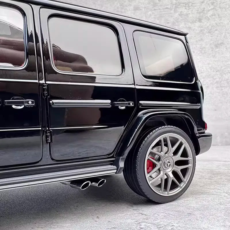 [Almost Real] 1:18 Mercedes-Benz 2019 AMG G63 Black Model Car Die-Cast
