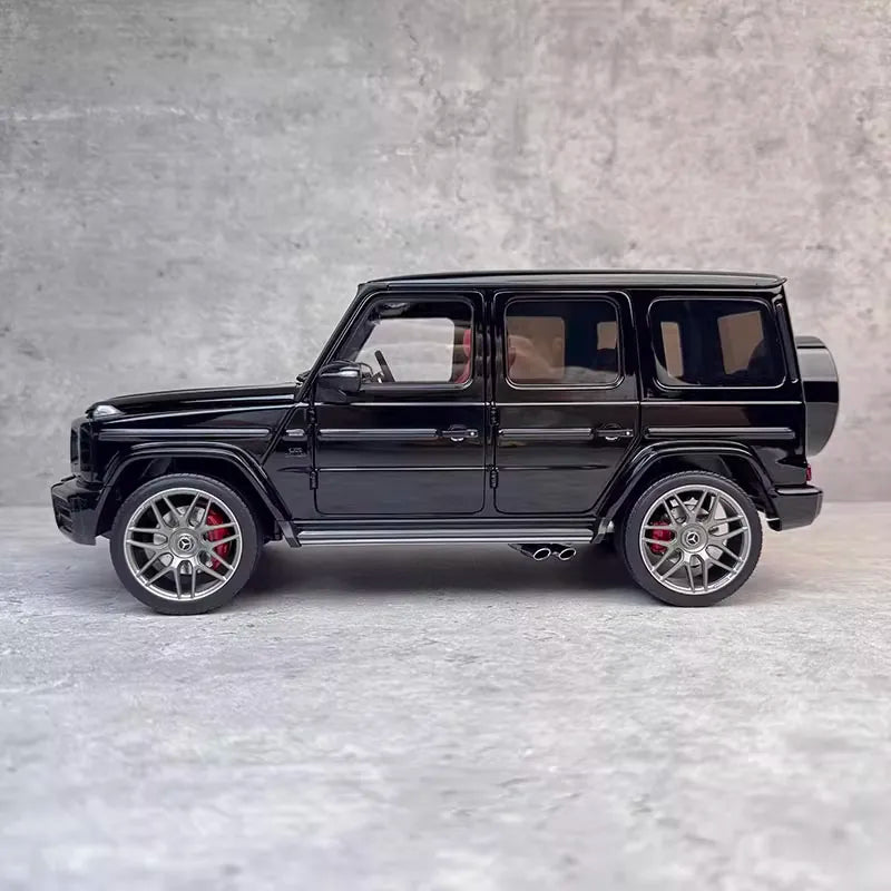 [Almost Real] 1:18 Mercedes-Benz 2019 AMG G63 Black Model Car Die-Cast