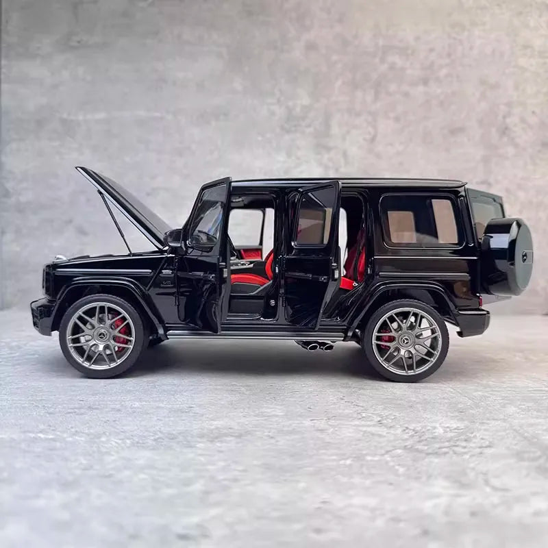 [Almost Real] 1:18 Mercedes-Benz 2019 AMG G63 Black Model Car Die-Cast