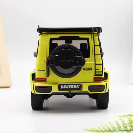 [Almost Real] 1:18 Mercedes-Benz 2023 G63 AMG 4x4 Brabus 800 Yellow Model Car Die-Cast