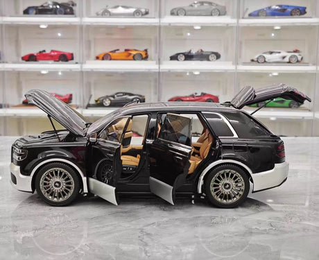 [Almost Real] 1:18 Toyota 2023 Century SUV zwart modelauto Die-Cast