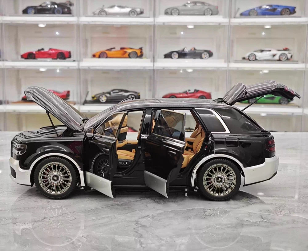 [Almost Real] 1:18 Toyota 2023 Century SUV Black Model Car Die-Cast
