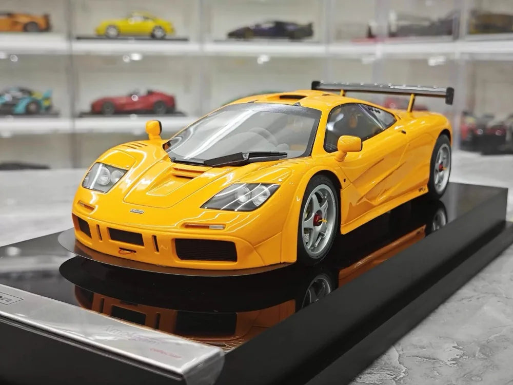 [Amalgam] 1:18 McLaren 1995 F1 LM Yellow Car Model Resin