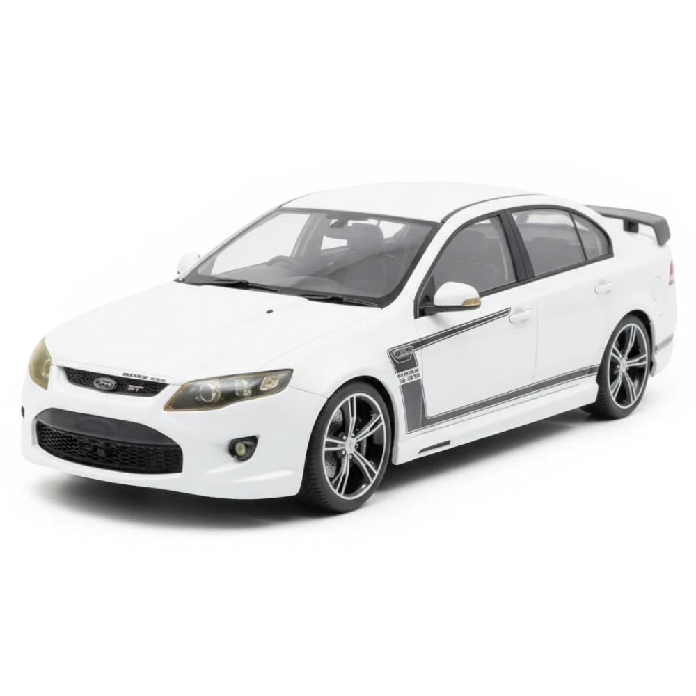 [Apex] 1:18 Ford 2012 FPV GT-R Spec Boss 335 White Model Car Resin