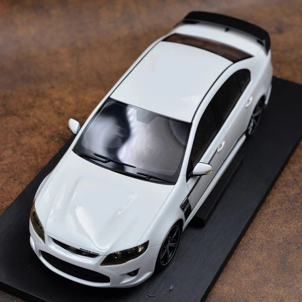 [Apex] 1:18 Ford 2012 FPV GT-R Spec Boss 335 blanc voiture miniature Resin
