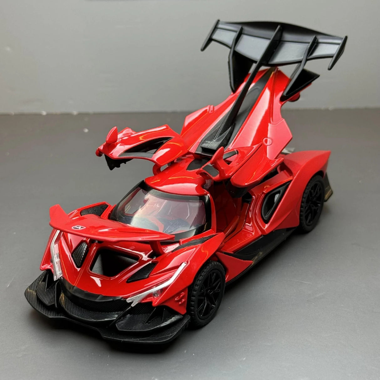 Apollo 2019 Intensa Emozione Red 1:32 – Druckguss-Display-Modell in Druckguss